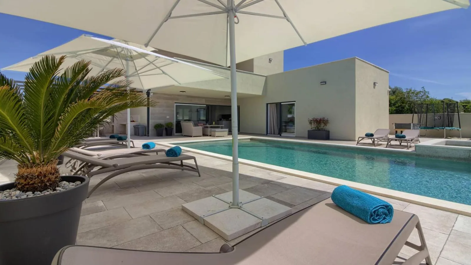 Villa Mako, Bild 9